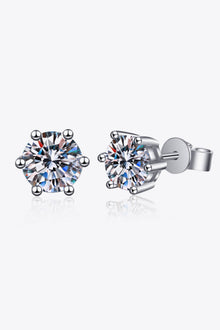  Moissanite Stud Earrings