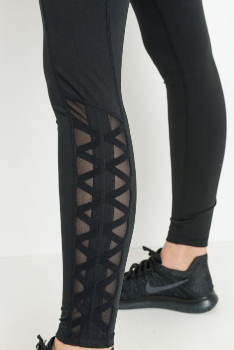 HIGH-WAIST AIRLIFT LEGGING