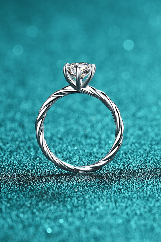 Moissanite Prong Twisted Ring