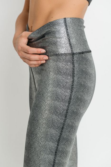 High-waist Foil Scale Print Full Leggings